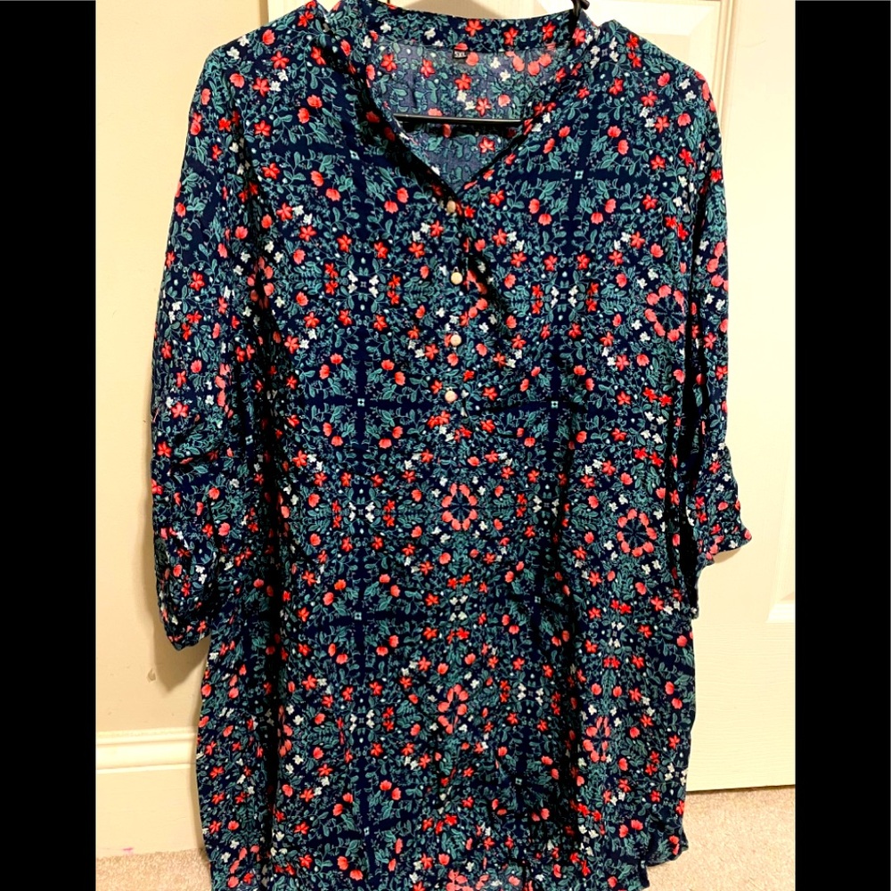 Flowery Half-Sleeve Blouse